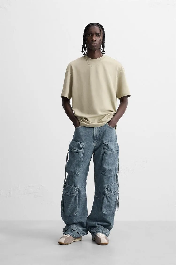 CAMISETA BÁSICA REGULAR FIT