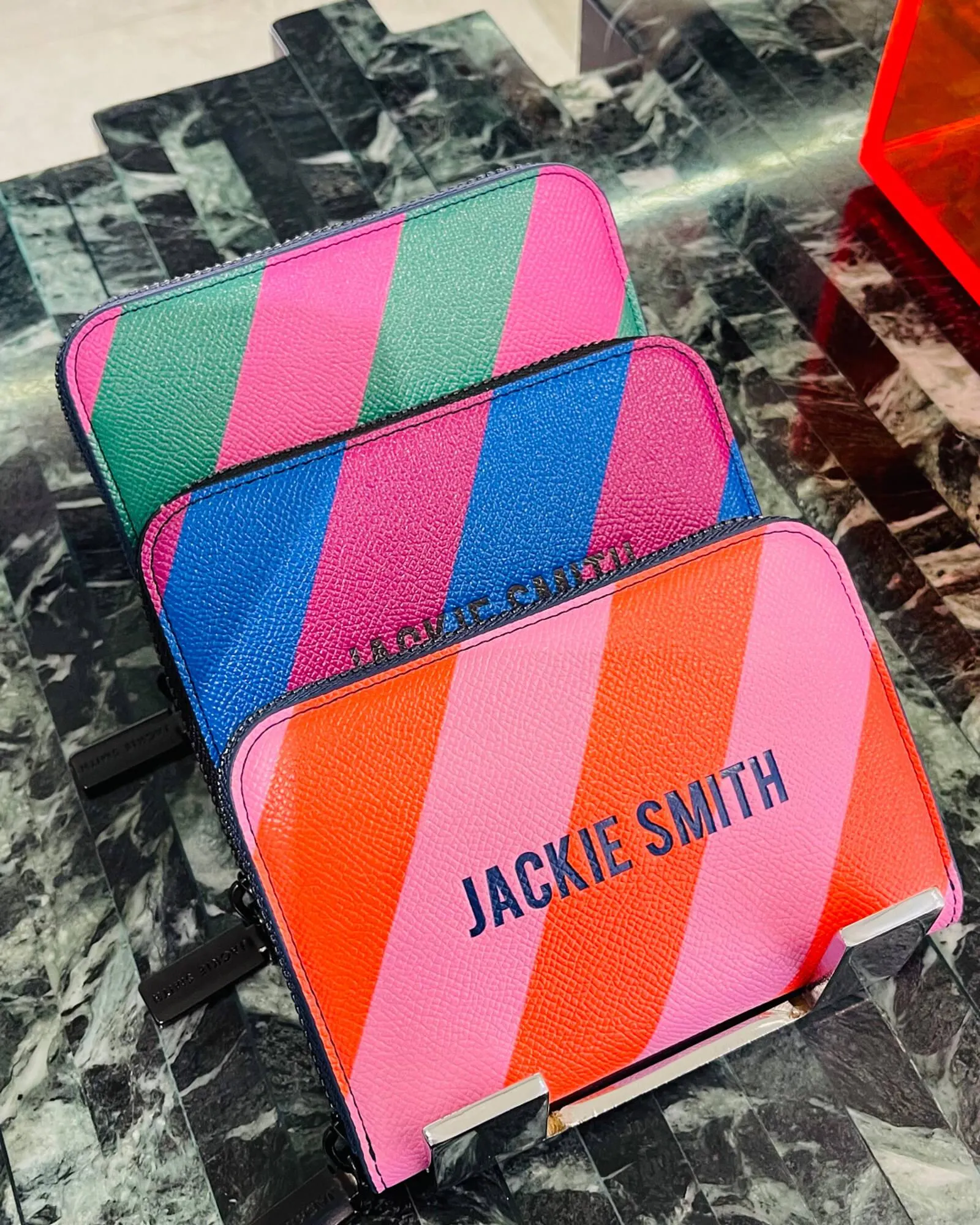 Ofertas de Catálogo Jackie Smith 14 de septiembre al 17 de septiembre 2025 - Página 4 del catálogo