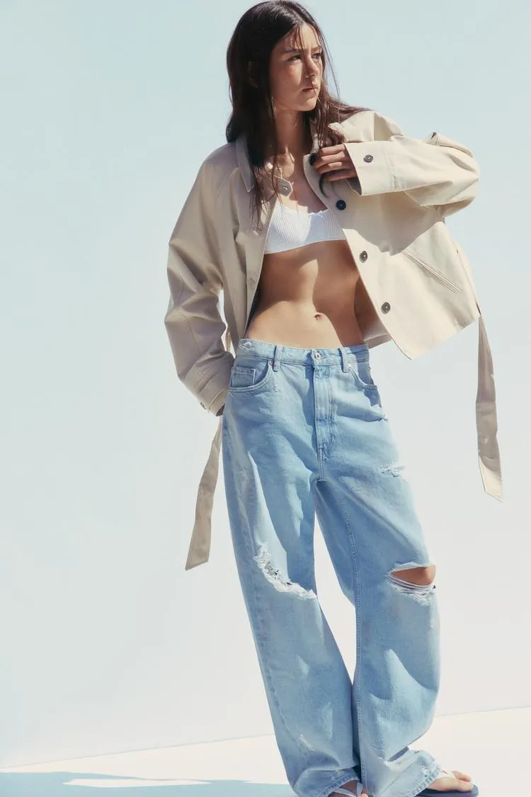 TRENCH CURTO COM CINTO