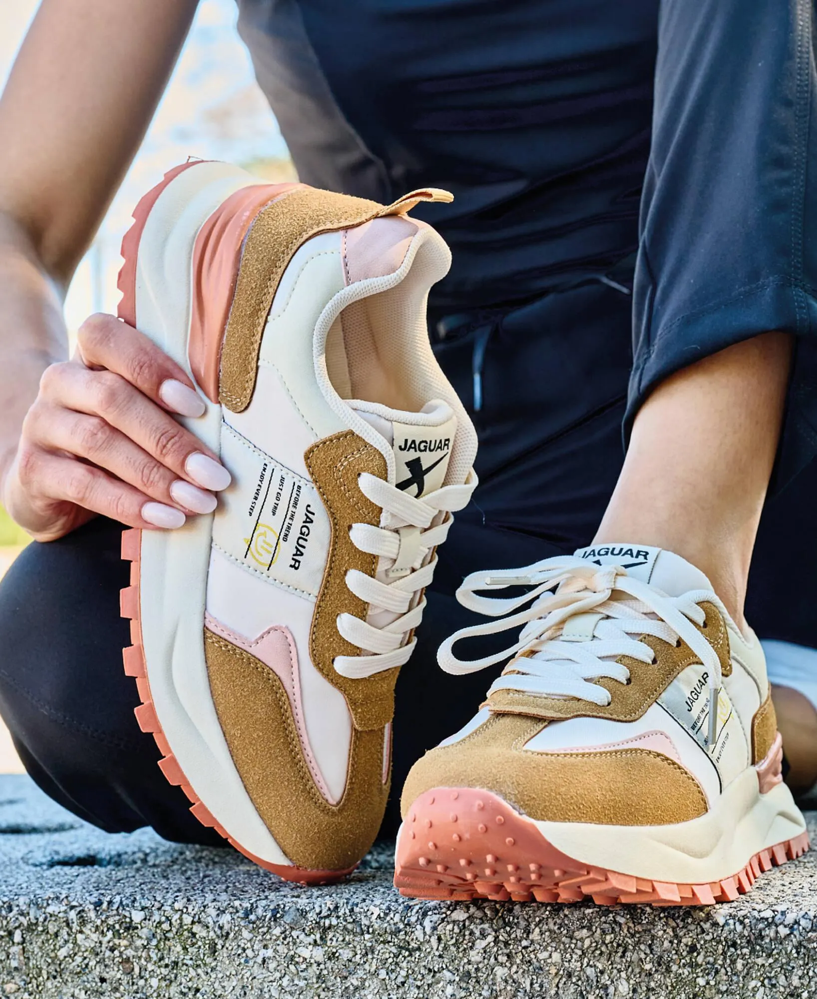 Catálogo Jaguar Shoes - 1