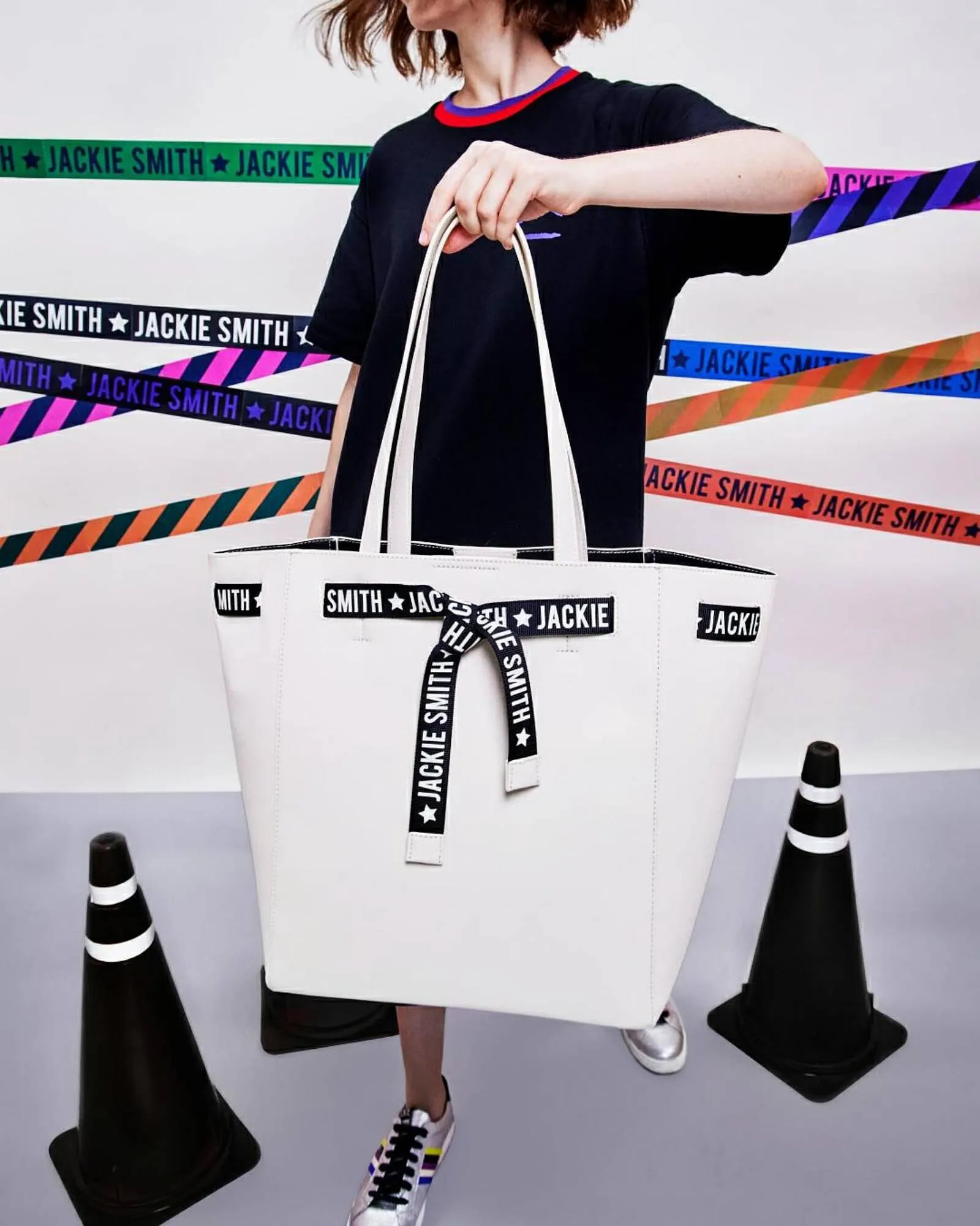 Ofertas de Catálogo Jackie Smith 6 de abril al 2 de agosto 2023 - Página 12 del catálogo