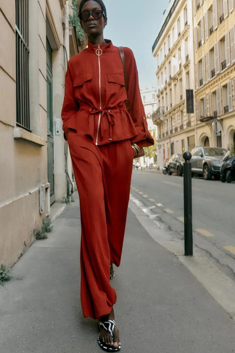 CHAQUETA SAFARI CUELLO SUBIDO