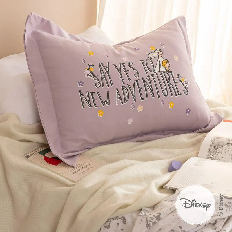 Funda de Almohadón Say Yes to New Adventures Frozen