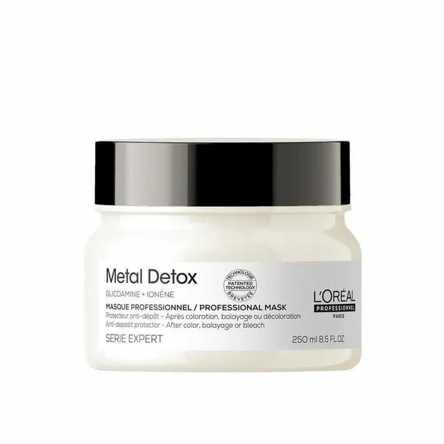 Máscara Metal Detox