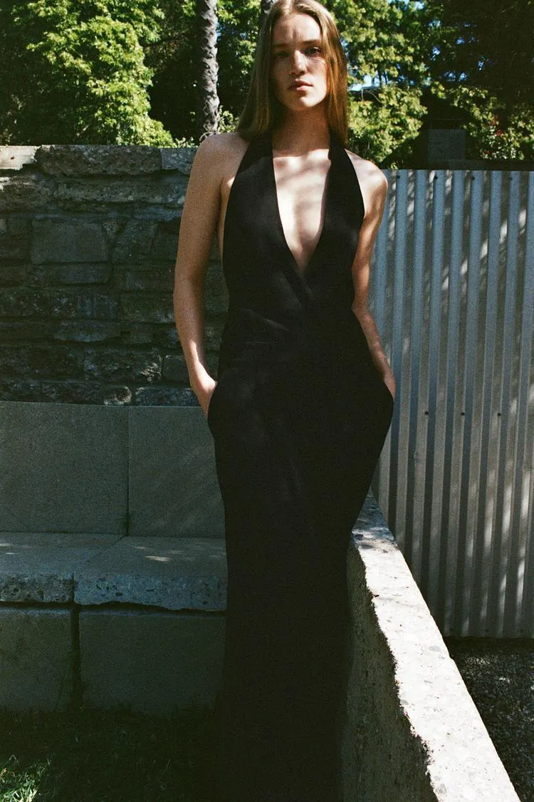 MONO LARGO ESPALDA DESCUBIERTA