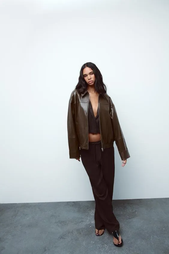 CAZADORA BOMBER EFECTO PIEL