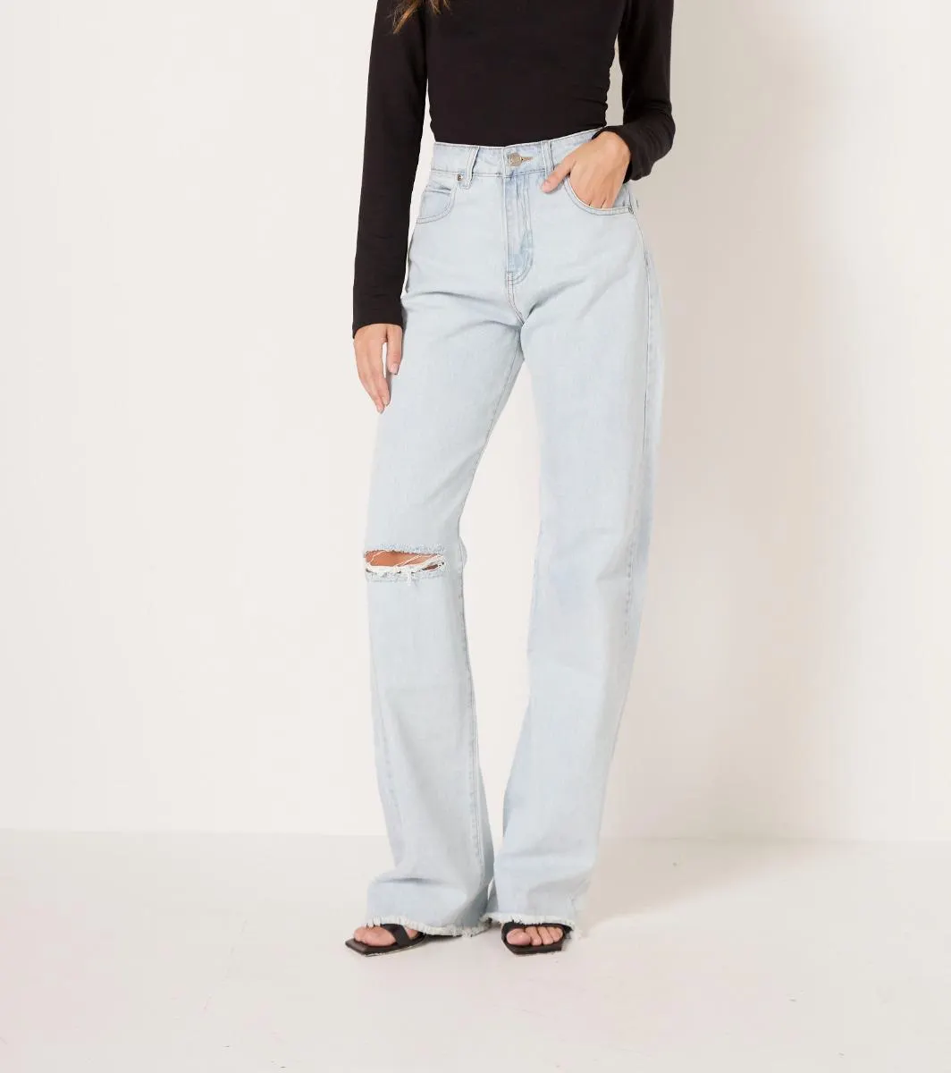 JEAN RAYSSA LIGHT BLUE STEAMER