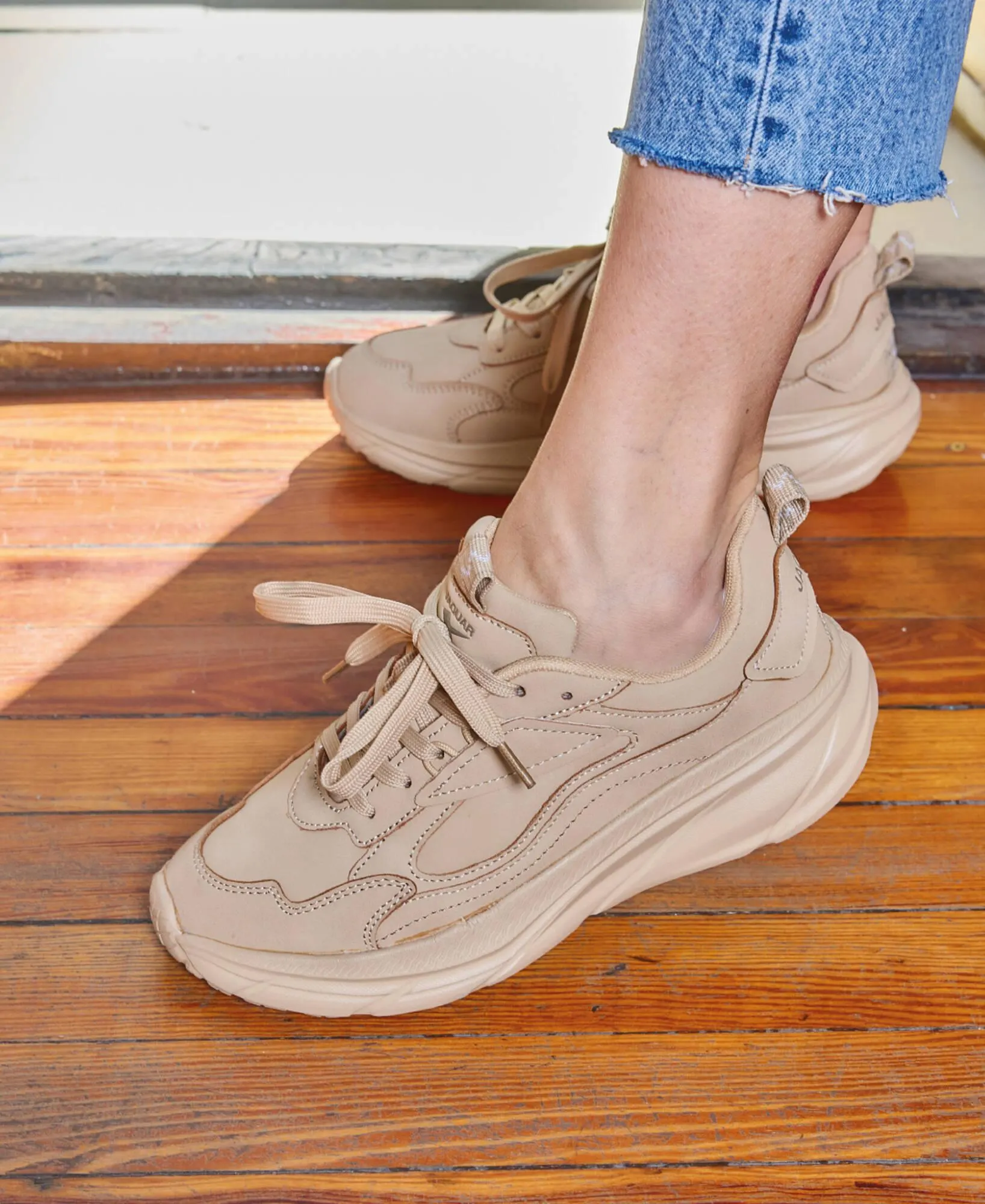 Catálogo Jaguar Shoes - 1