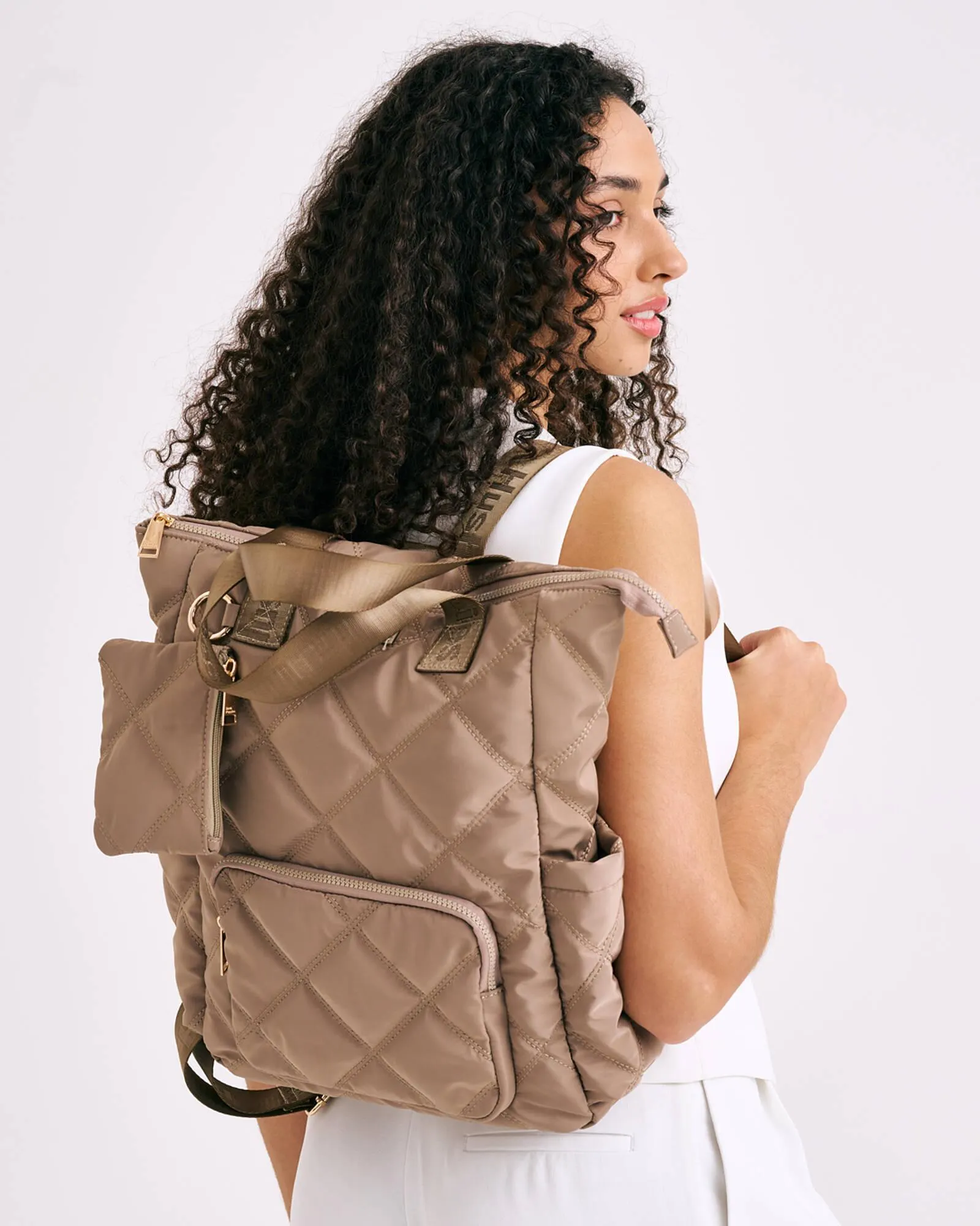 Ofertas de Catálogo Hush Puppies 28 de septiembre al 30 de septiembre 2025 - Página 2 del catálogo