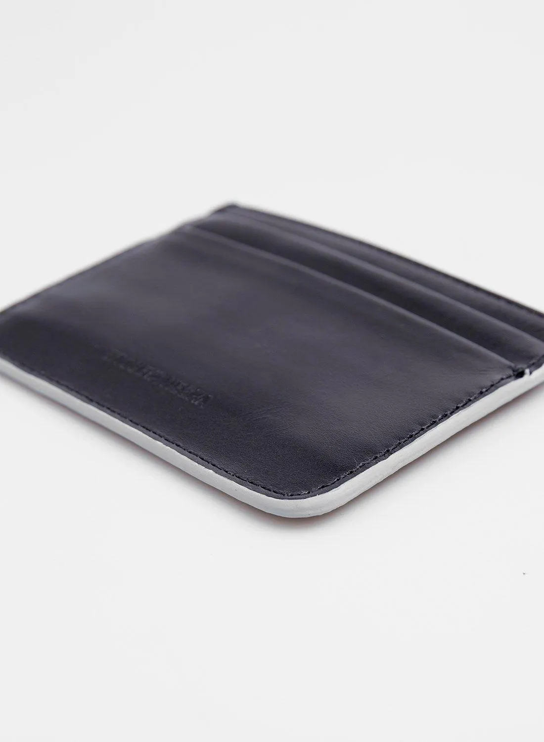 Tarjetero cuero bordes pintados