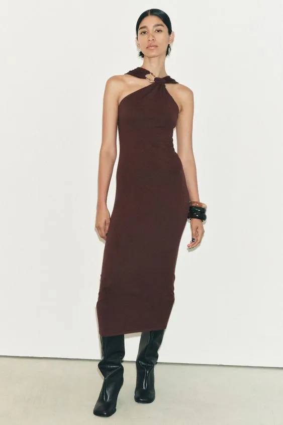 VESTIDO NUDO APLIQUE DORADO