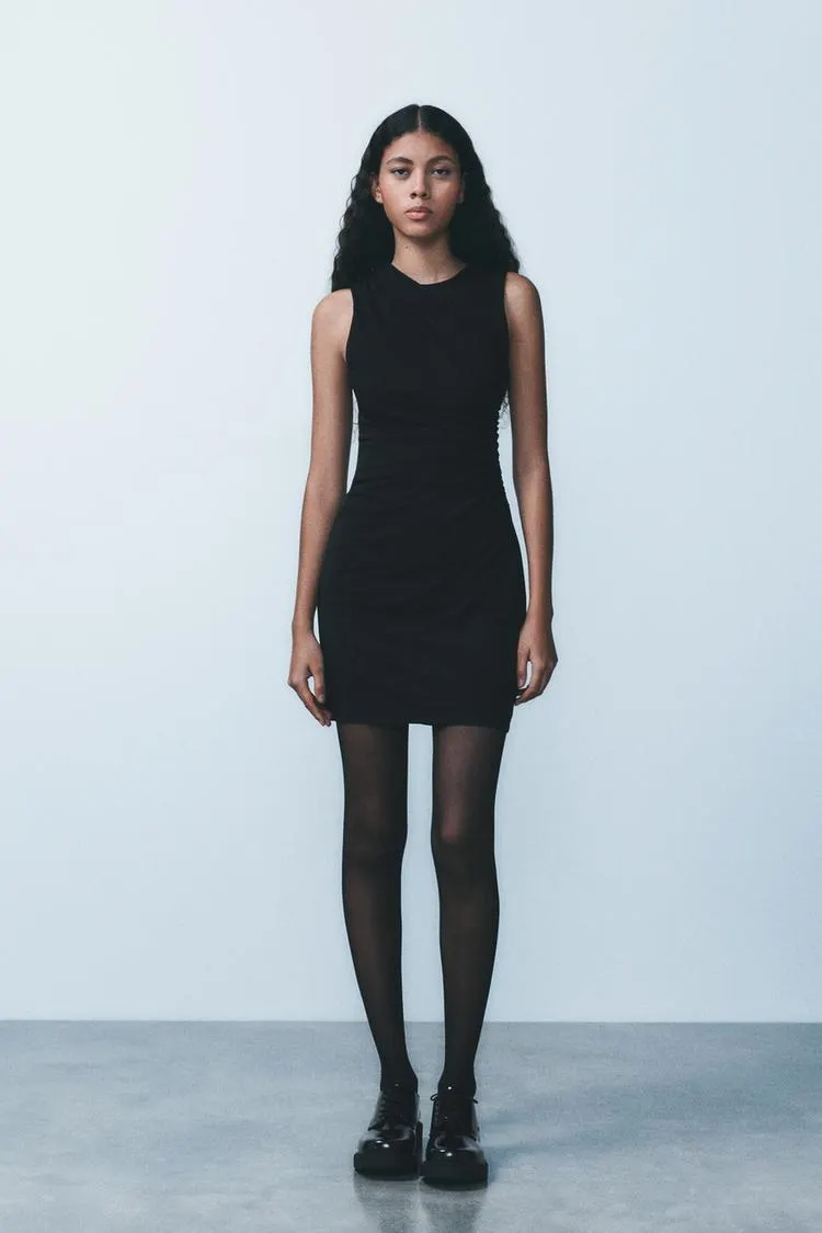 VESTIDO CORTO DRAPEADO