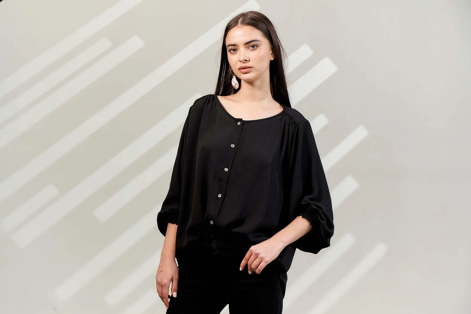 blusa dana negro