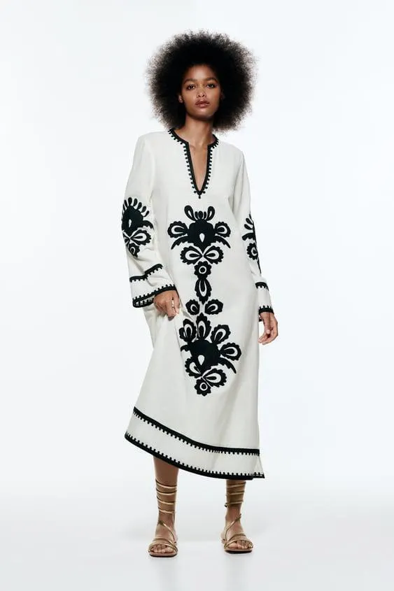 VESTIDO MIDI BORDADOS