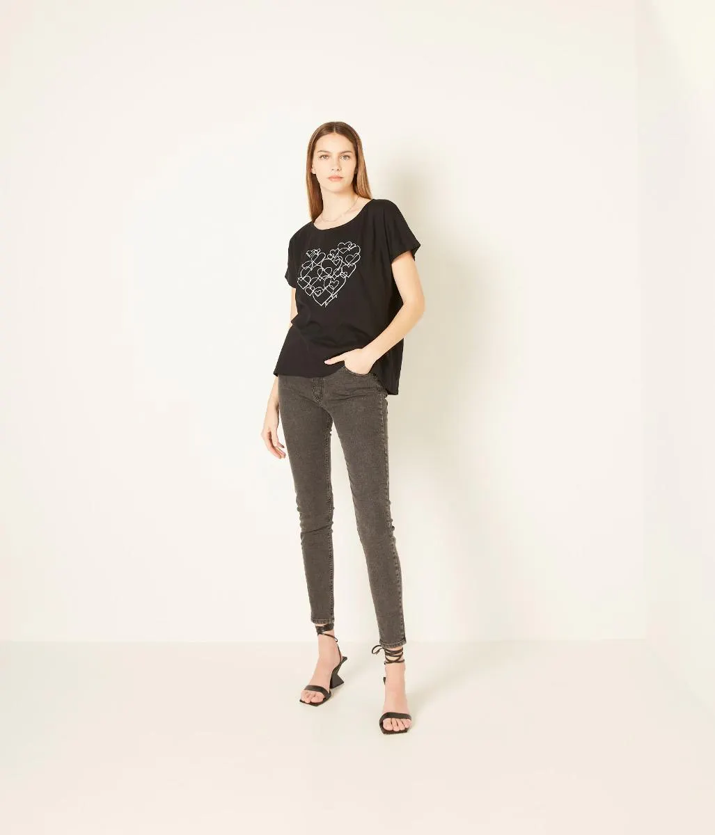 REMERA CORE EST MULTI HEARTS