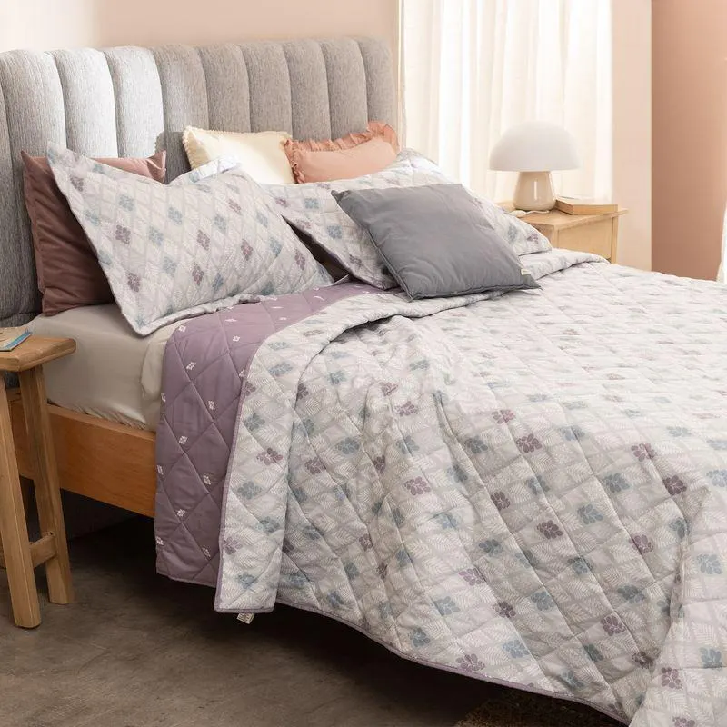 Cubrecama Queen Size Flor Rombo