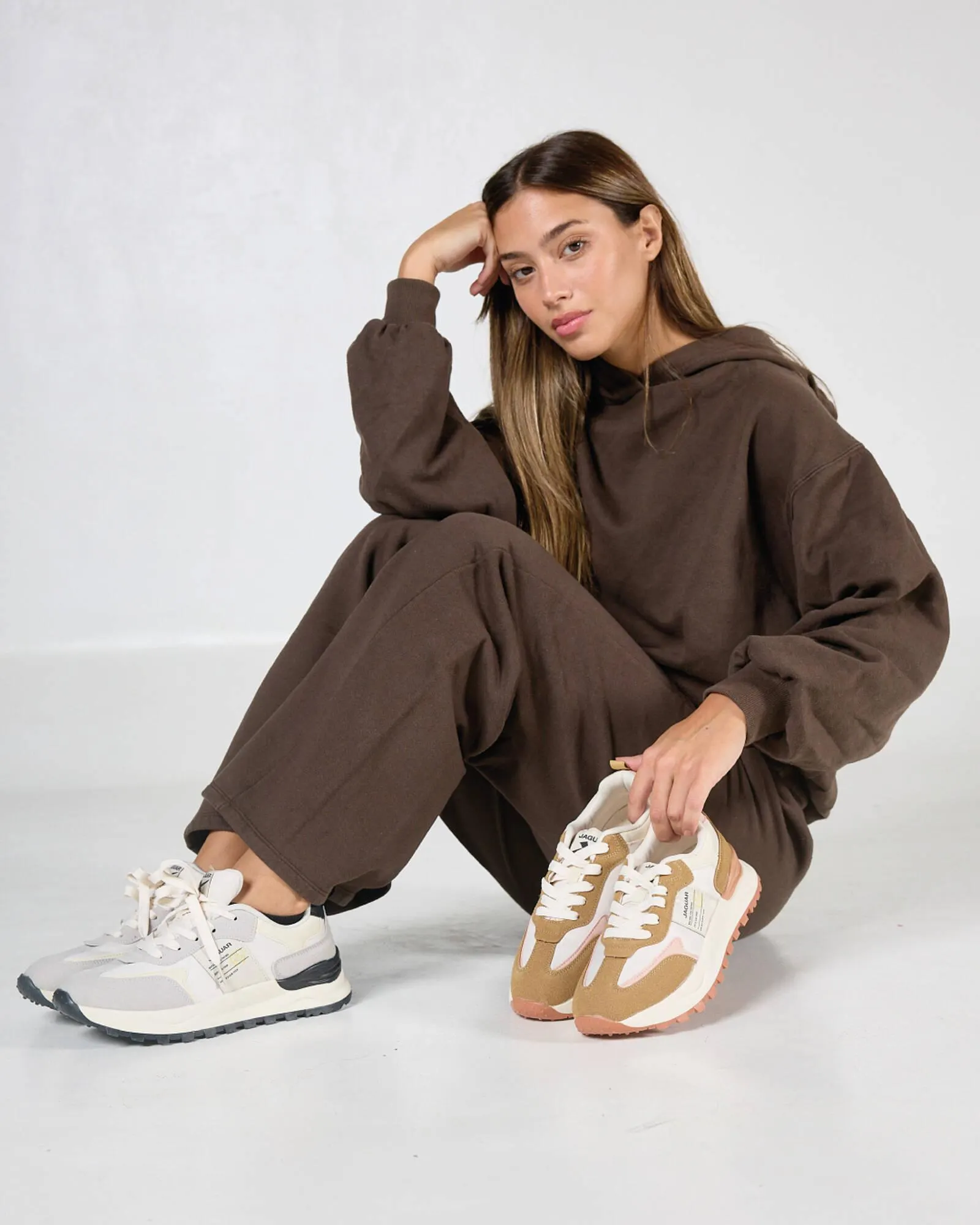 Ofertas de Catálogo Jaguar Shoes 12 de abril al 18 de abril 2026 - Página 2 del catálogo