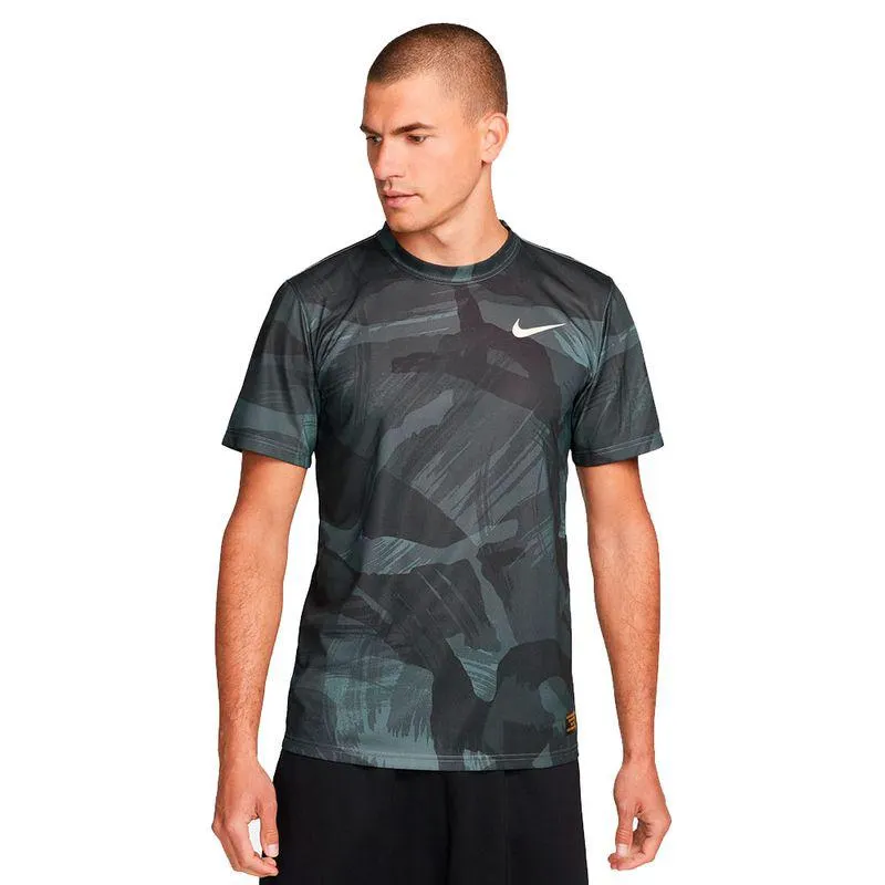 REMERA NIKE CAMO PRINT DE HOMBRE