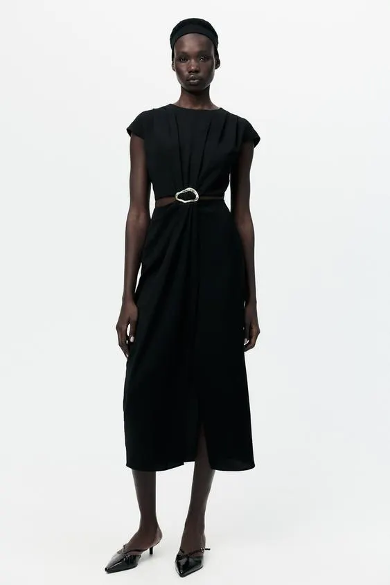 VESTIDO MIDI CUT OUT