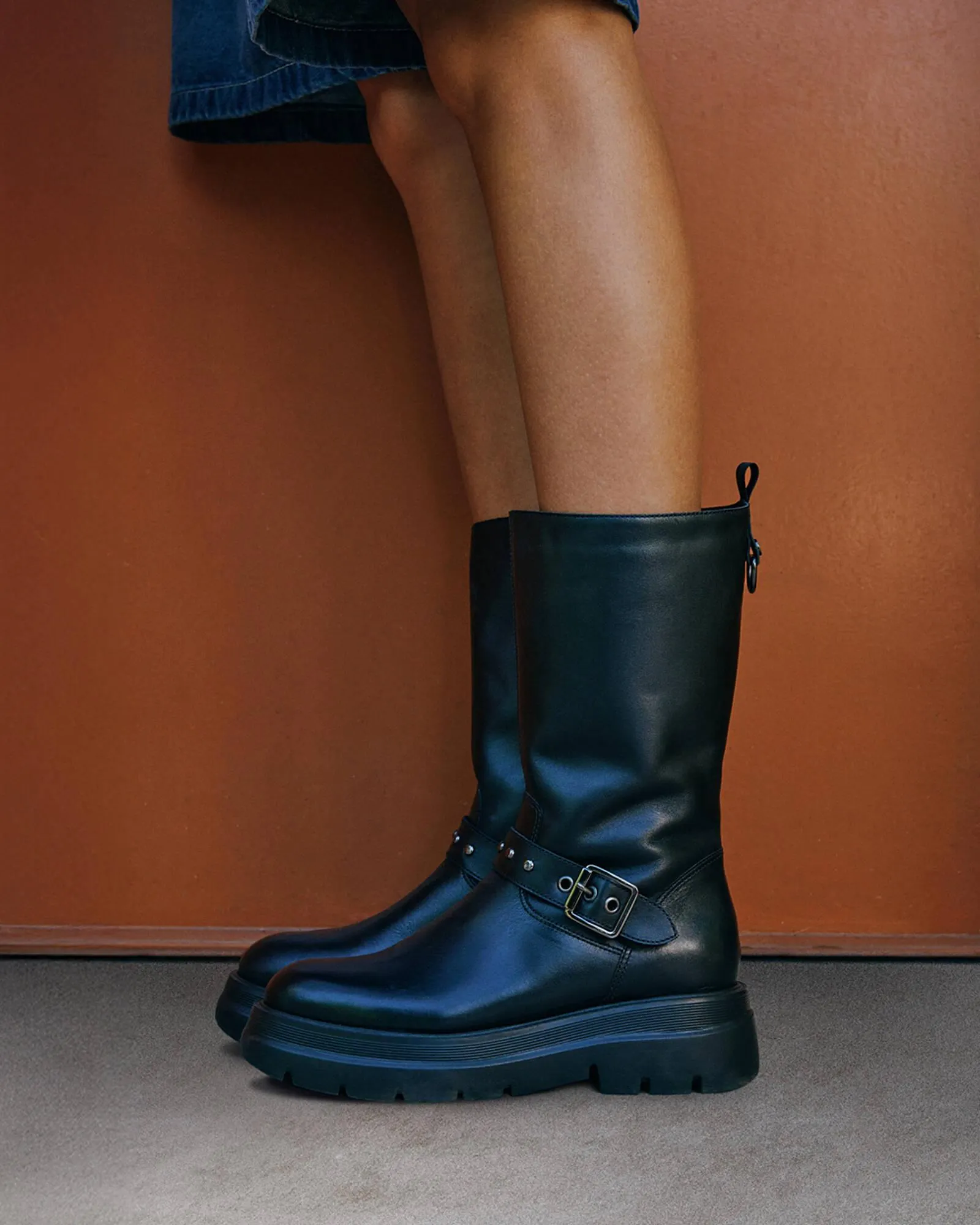 Ofertas de Catálogo Hush Puppies 27 de marzo al 9 de abril 2026 - Página 1 del catálogo