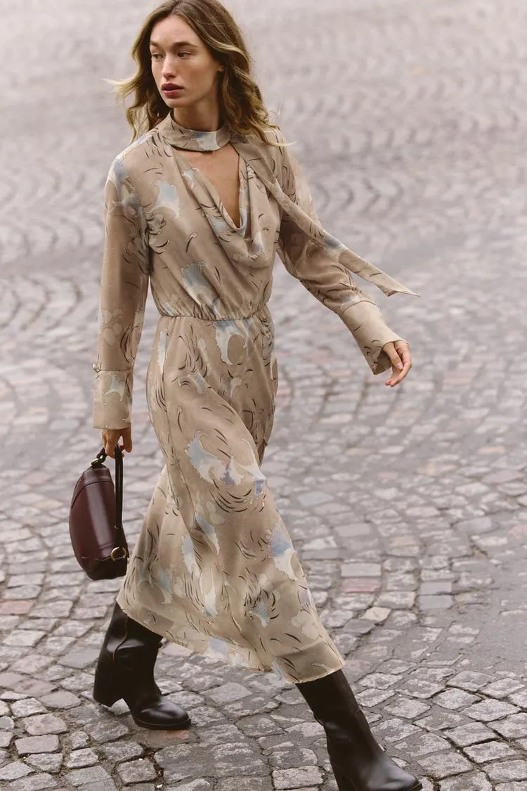 VESTIDO MIDI ESTAMPADO LAZO