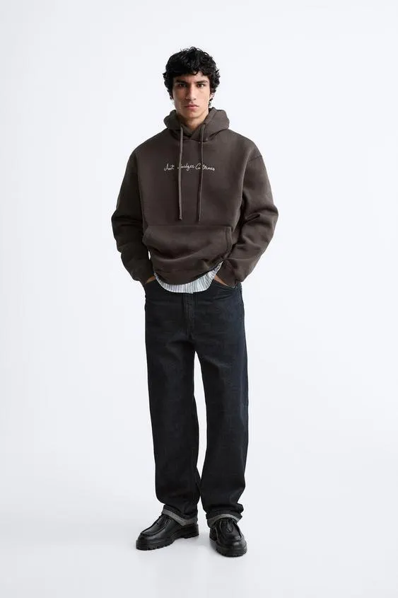 SUDADERA ESTAMPADO CONTRASTE