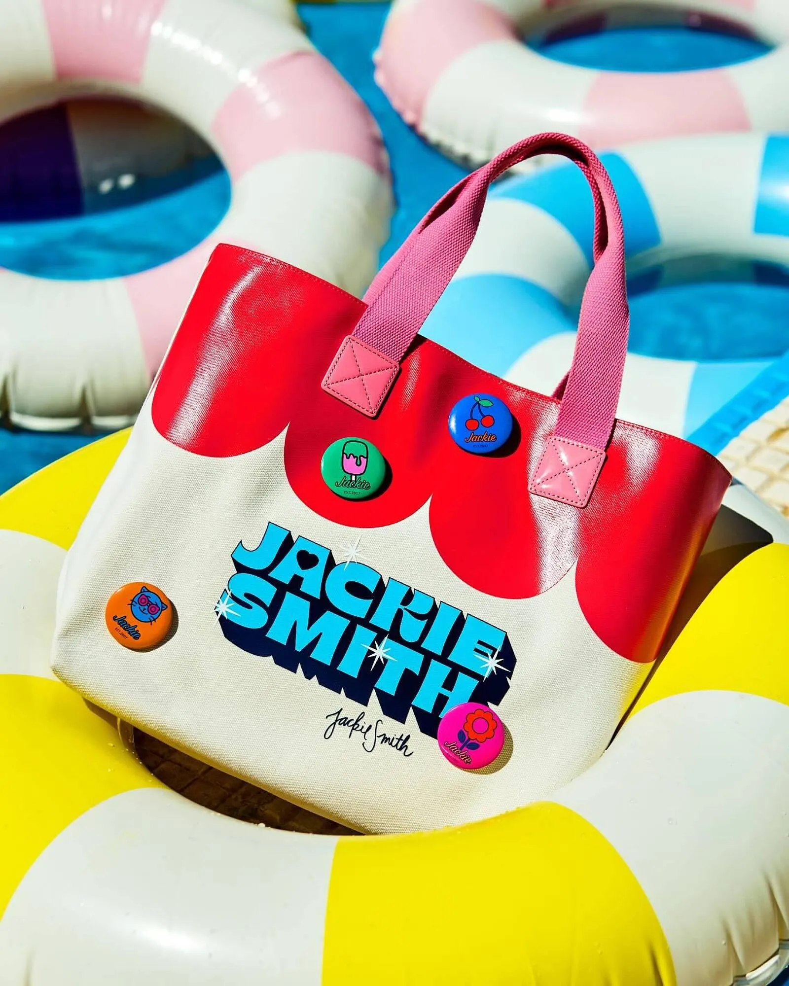 Ofertas de Catálogo Jackie Smith 22 de diciembre al 28 de diciembre 2025 - Página 1 del catálogo