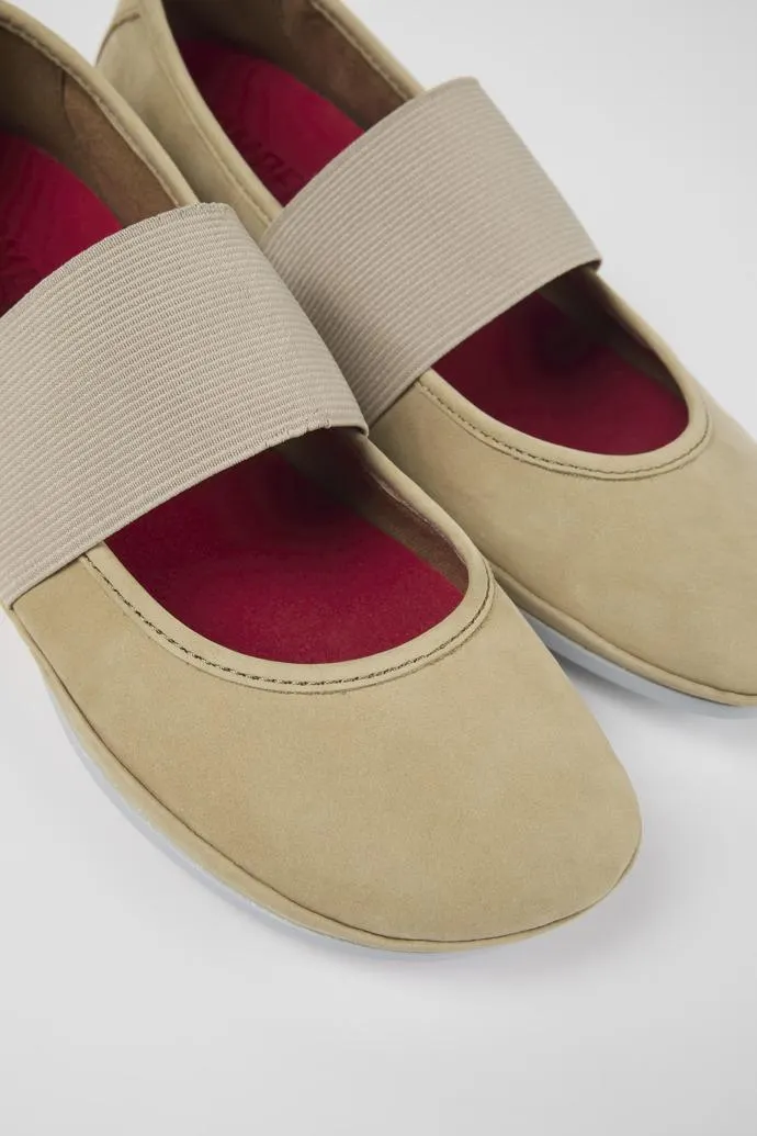 Right Merceditas de nobuk beige para mujer