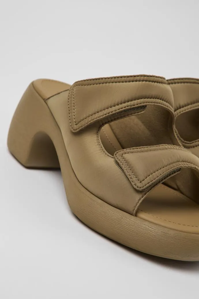 Thelma Sandalia con dos tiras de tejido marrón para mujer