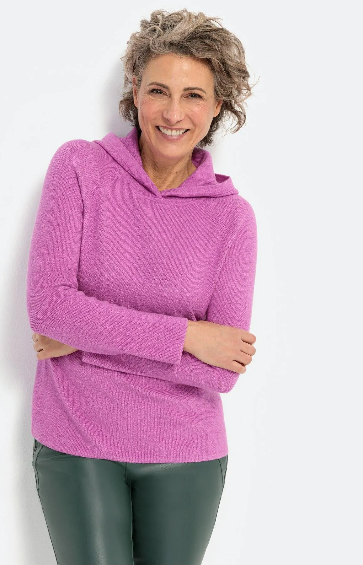 Pullover mit Kapuze und Raglanärmel