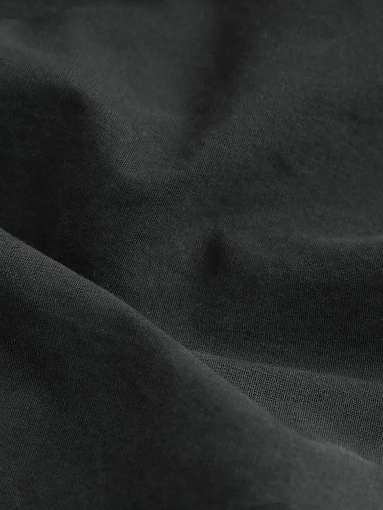 Schwarz - reguläre Passform mit schmal zulaufendem Bein - Utility-Cargohose mit Stretch