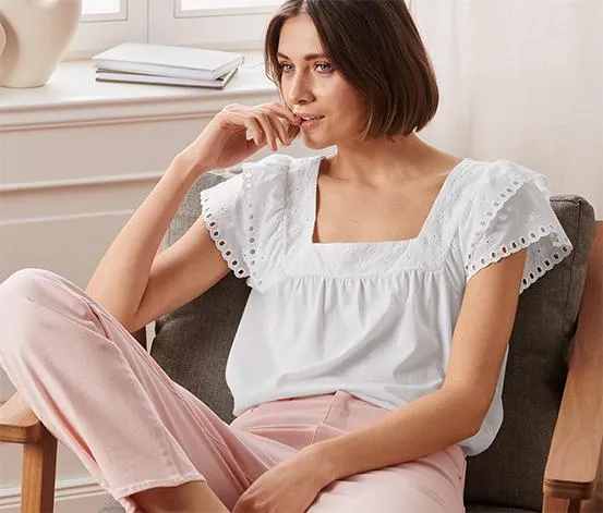 Shirt mit Stickerei, weiß