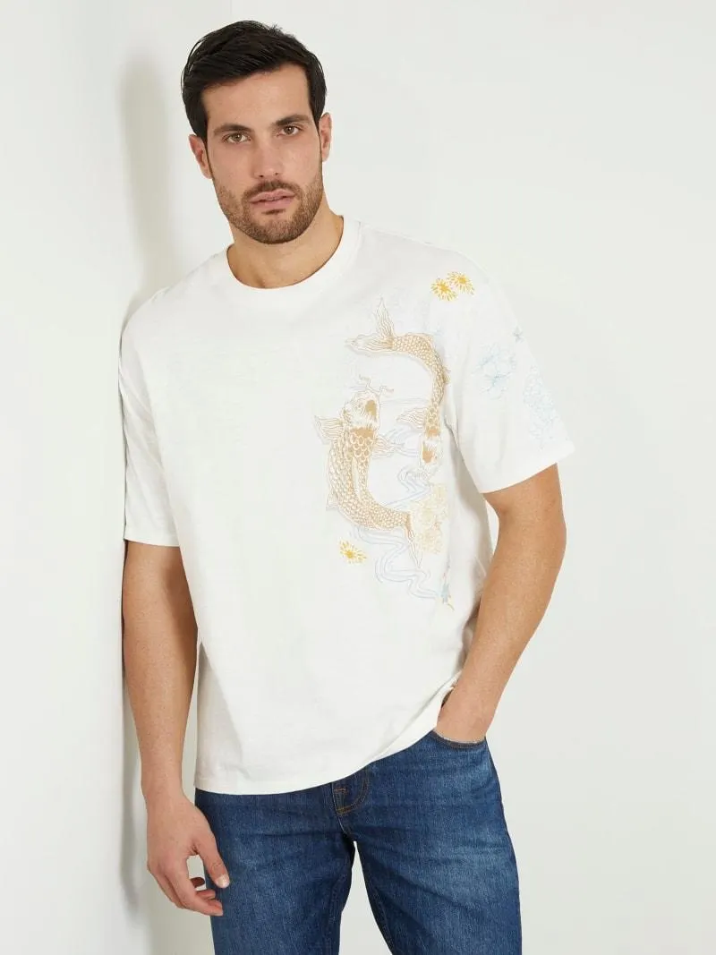 Besticktes t-shirt