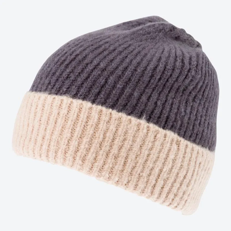 Damen-Strick-Mütze in verschiedenen Styles