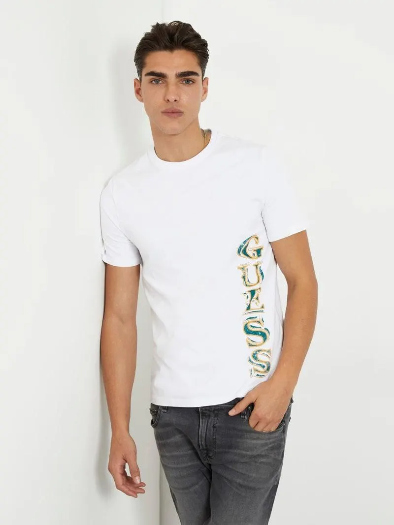 Stretch-t-shirt mit seitlichem logo