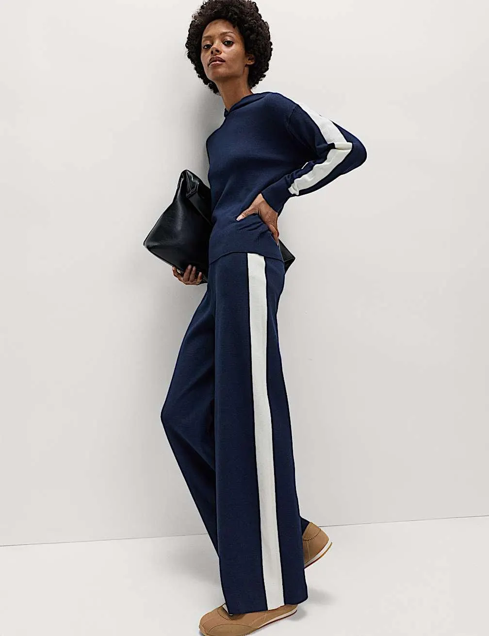 Strickhose mit weitem Bein und Wollanteil