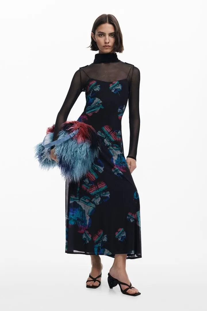 Kleid entworfen von Mr. Christian Lacroix