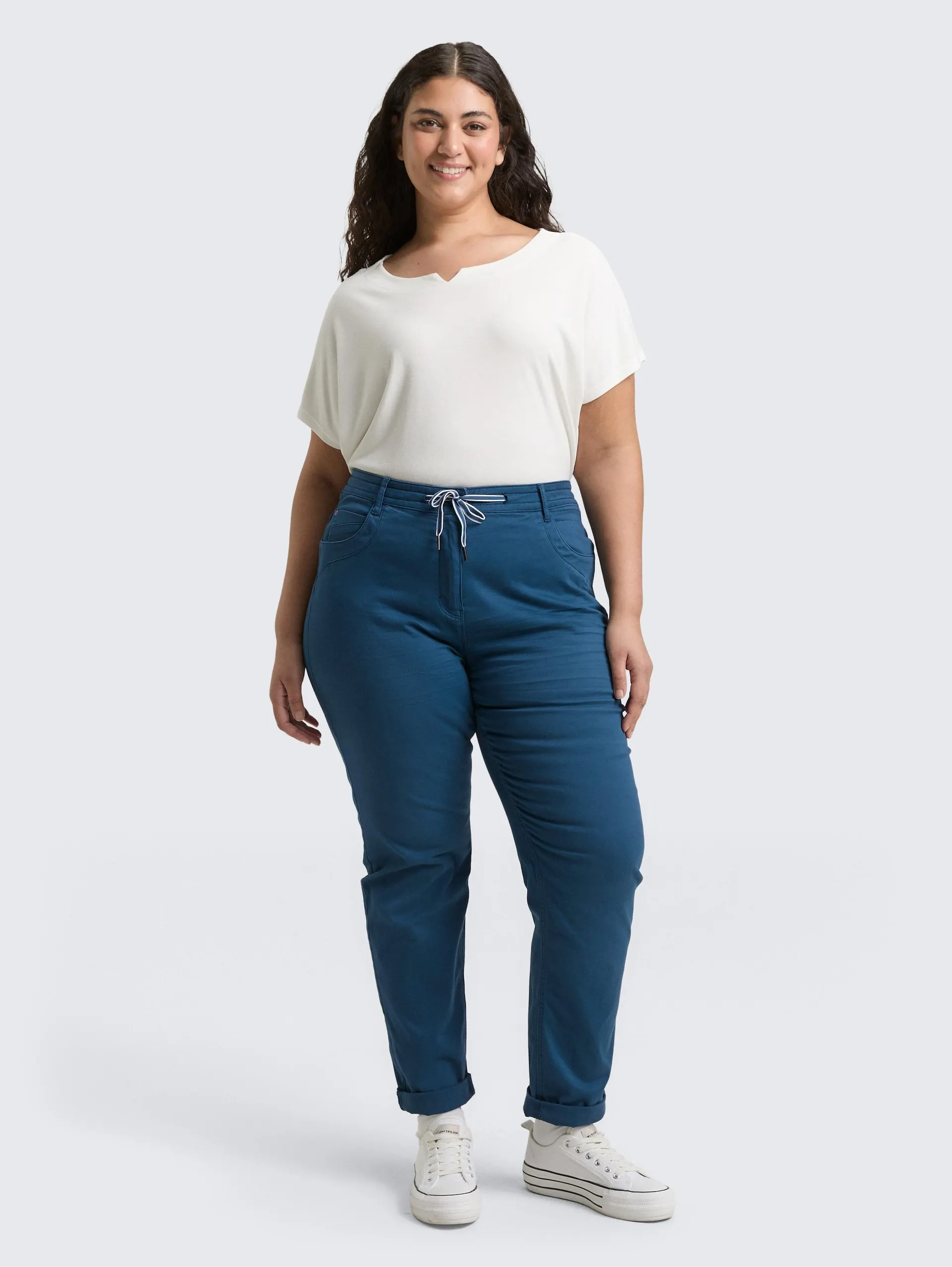 Plus Size - Cropped Slim Hose