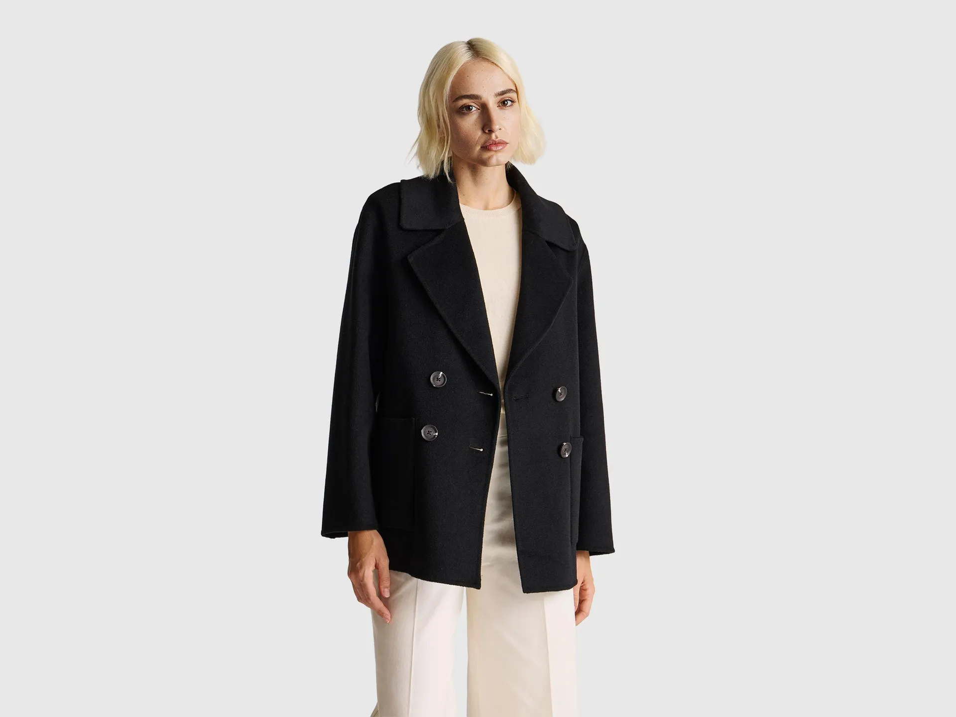 Zweireihiger Mantel aus Wollmischung