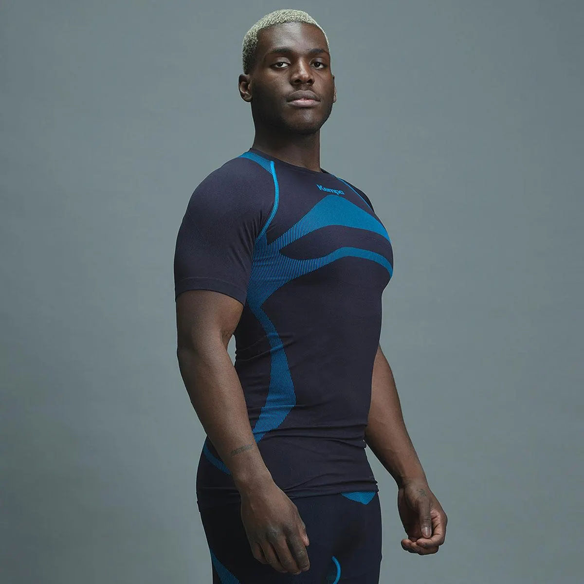 ATTITUDE PRO SHORTSLEEVE