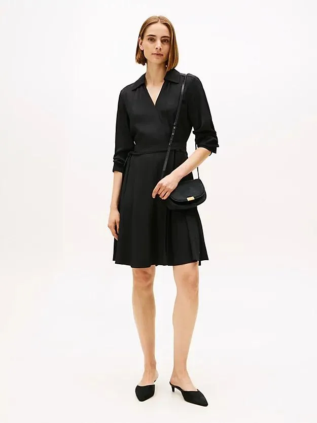 Relaxed Fit Langarm-Wickelkleid in Mini-Länge