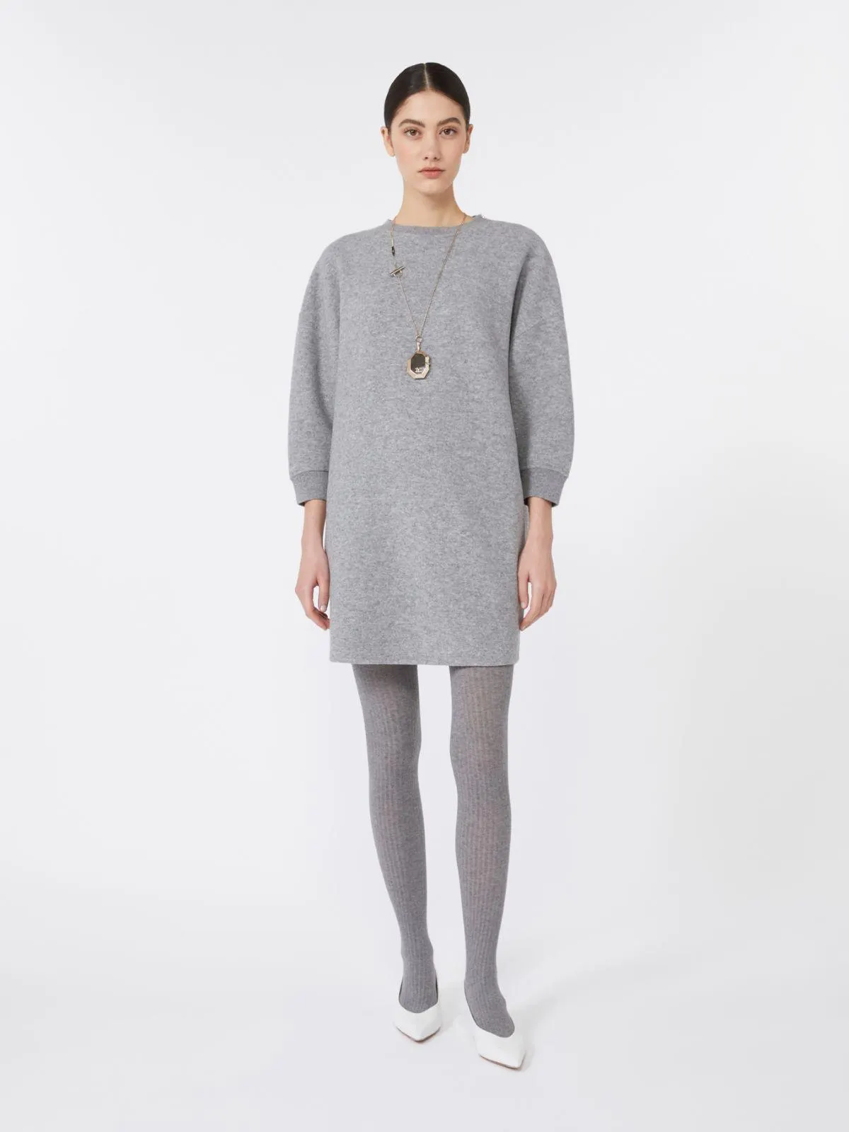 Kurzes Kleid aus Wolljersey und Kaschmir - Mittelgrau