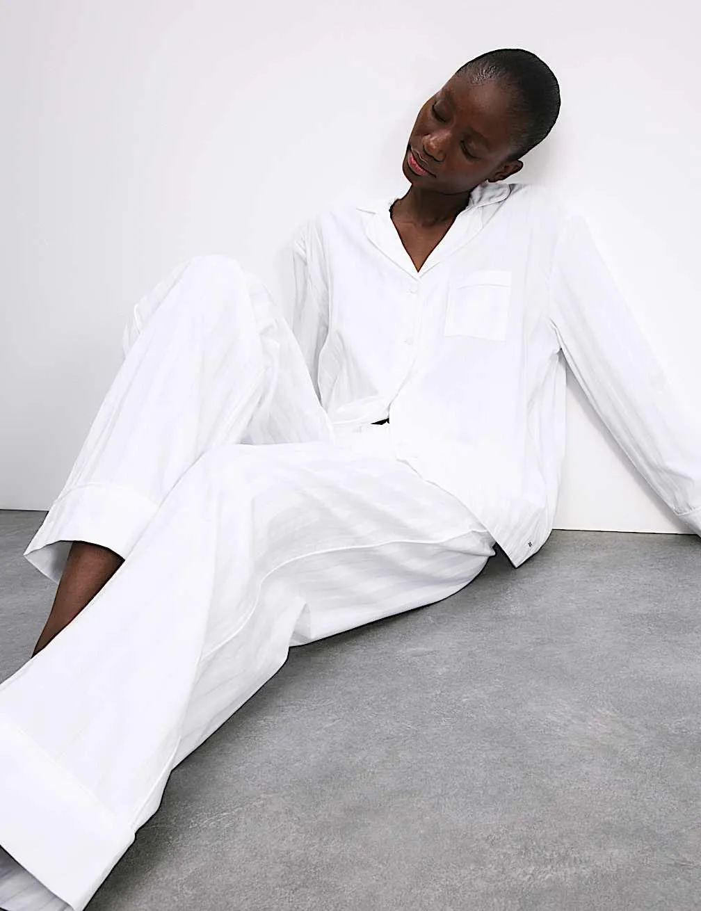 Gestreifter Schlafanzug aus reinem Baumwolle-Satin