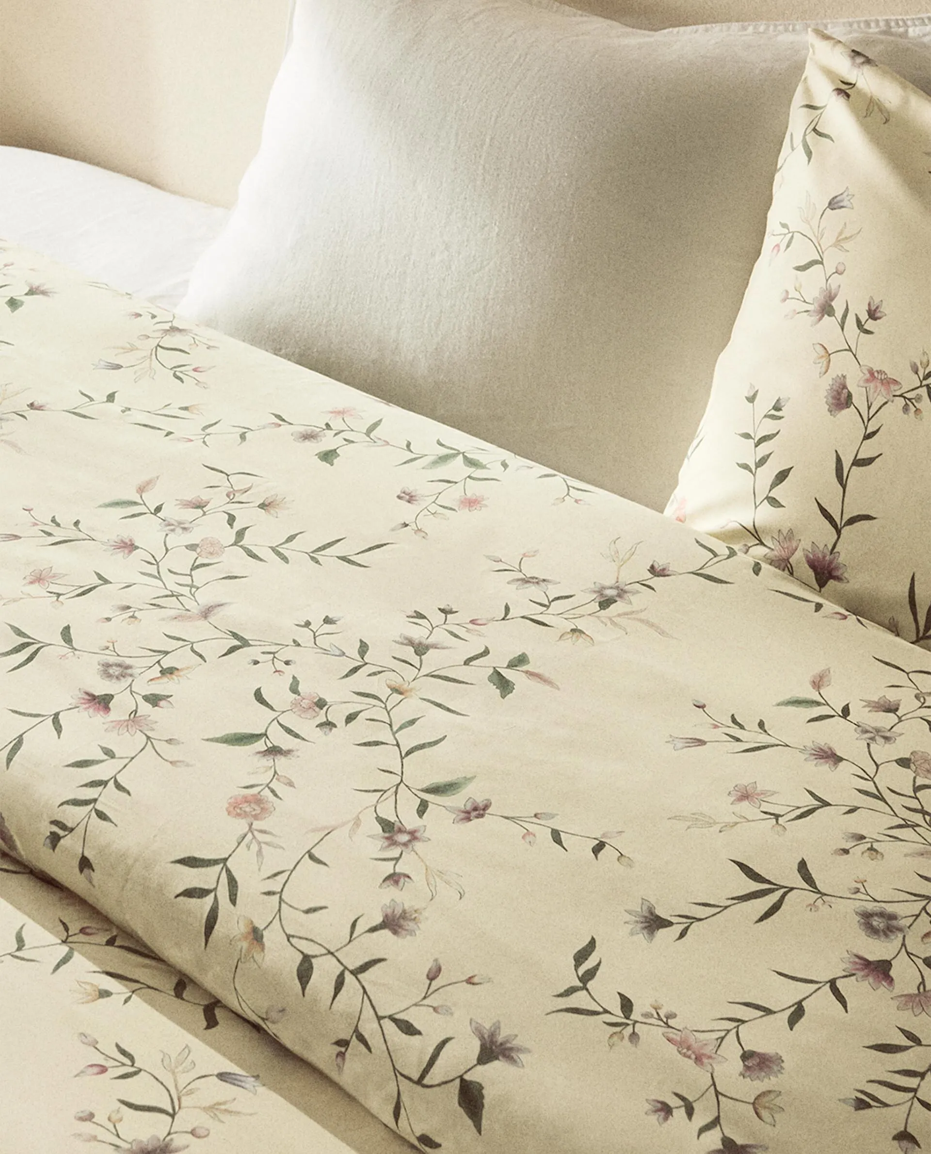 (300 FILI) COPRIPIUMINO SATIN FIORI