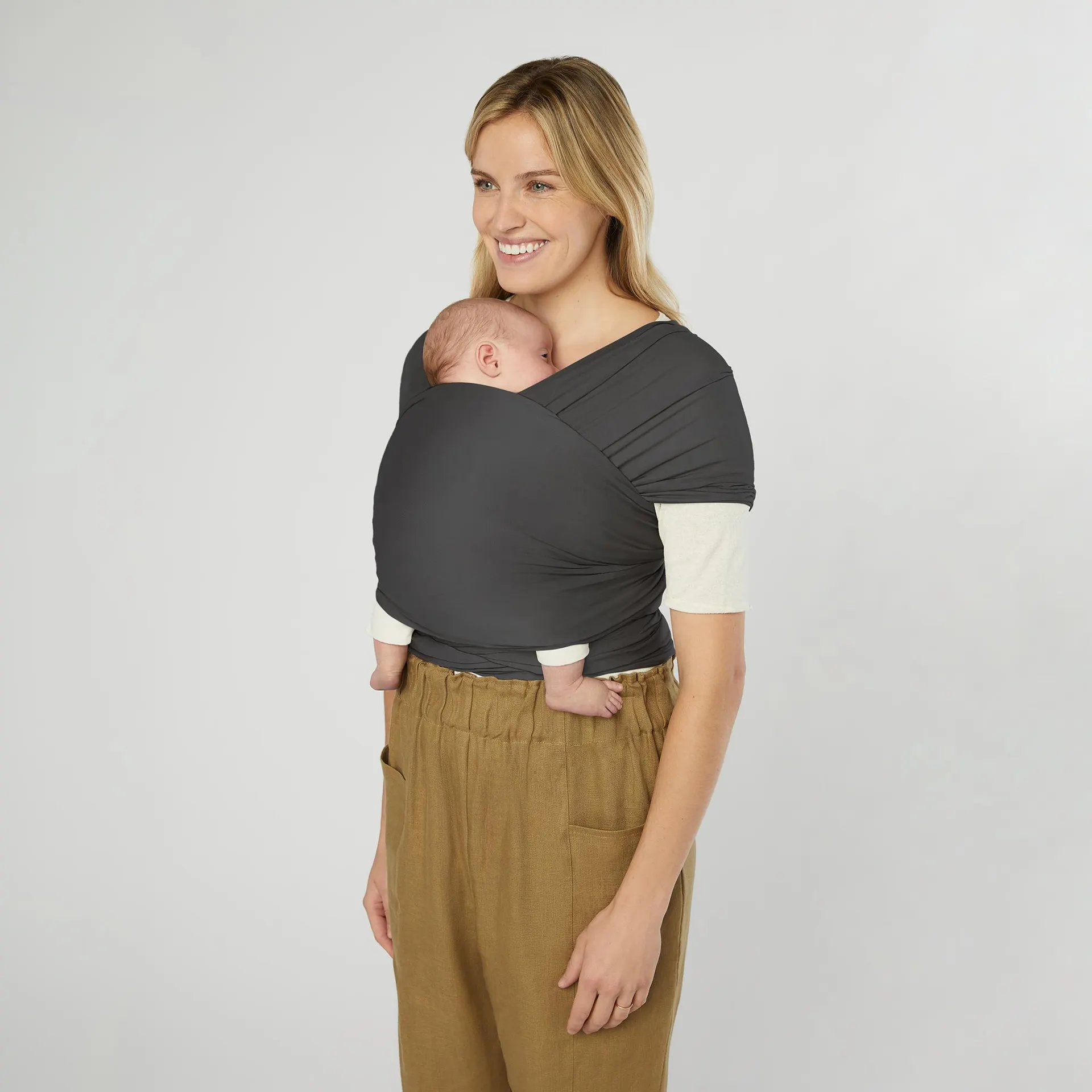 Tragetuch Aura Soft Black 100 % Tencel Lyocell