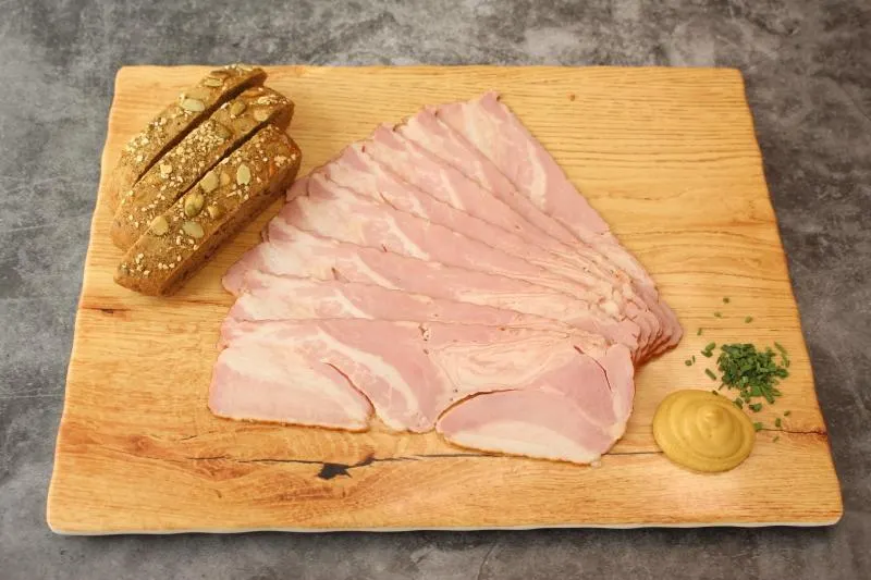 Frühstücksspeck gekocht geschnitten