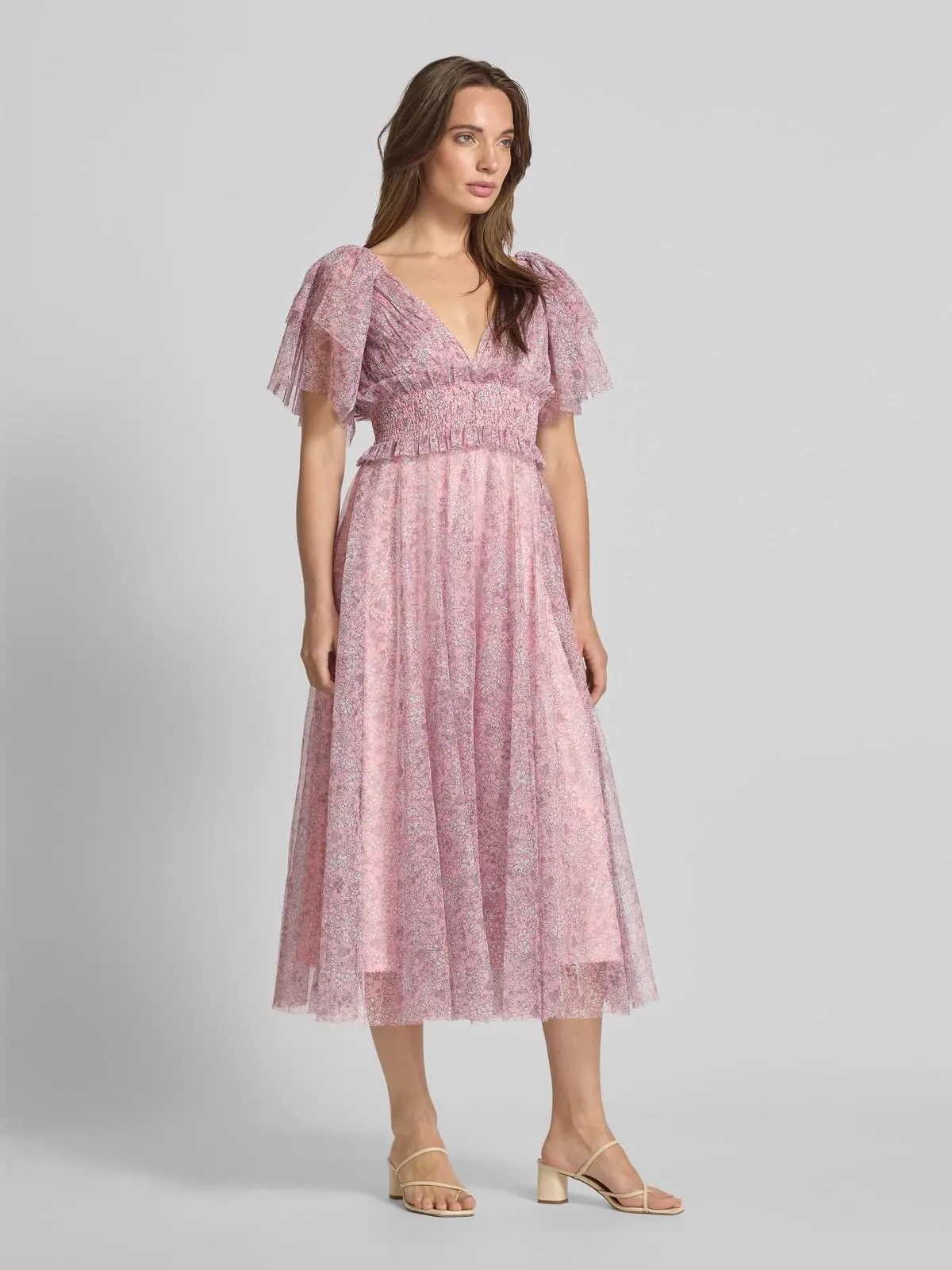 Knielanges Cocktailkleid mit V-Ausschnitt in rose