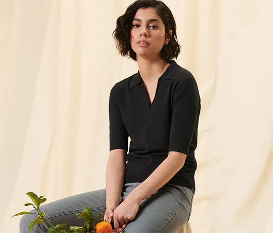 Polokošeľa z jemnej pleteniny, čierna