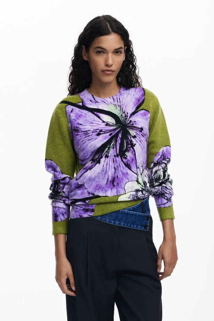 Pullover entworfen von Mr. Christian Lacroix