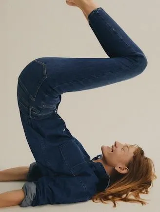 3 Sizes in 1 - Nela Extra Skinny Jeans